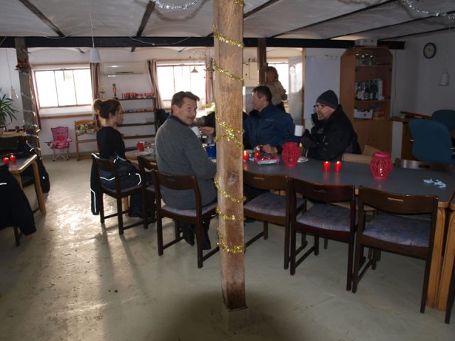 201-12-10